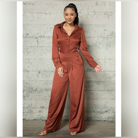 Melrose with Love Pants - NWT Melrose with Love 2piece matte satin set, sz L